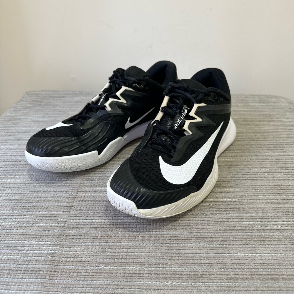 Women's Size 9,5 Nike Court Air Zoom Vapor Pro 3 HC Tennis Shoes FZ2158-001
